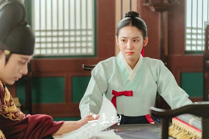 韓劇「不漂亮」女主!《禁婚令》朴柱炫被嫌醜,《財閥家》申鉉彬也挨批,這位卻很討喜