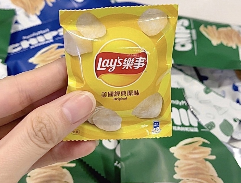 全家優惠!到全家買指定零食免費送可愛「零食造型磁鐵」,獨家贈禮零食控必收!