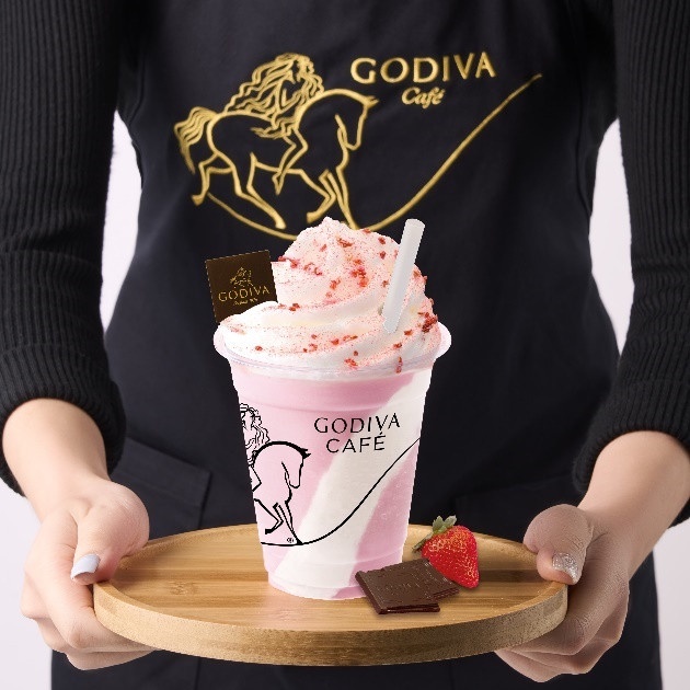 GODIVA草莓季!GODIVA草莓巧克力霜淇淋限量開賣,再推草莓奶昔情人節必喝!