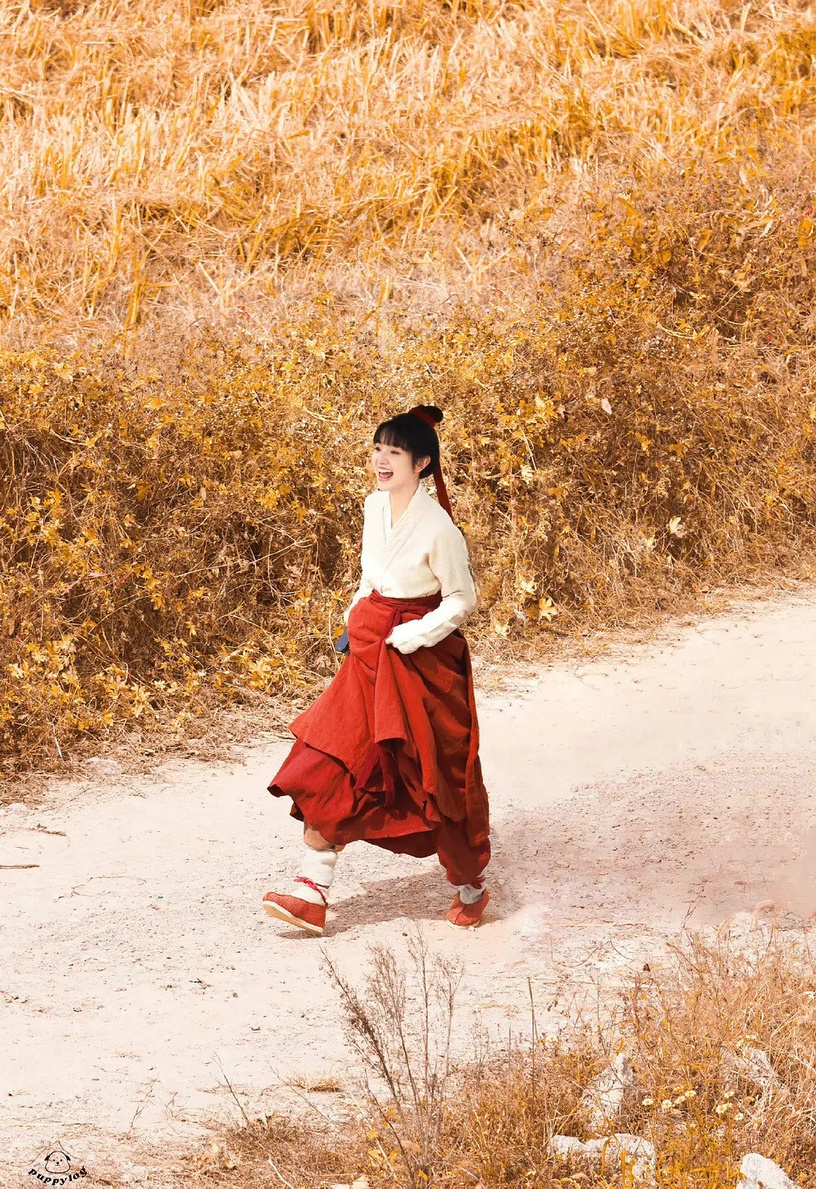 陸劇95花「2023古裝新造型」PK!趙露思白鹿依然美,楊超越宋祖兒驚豔,任敏卻沒了仙氣