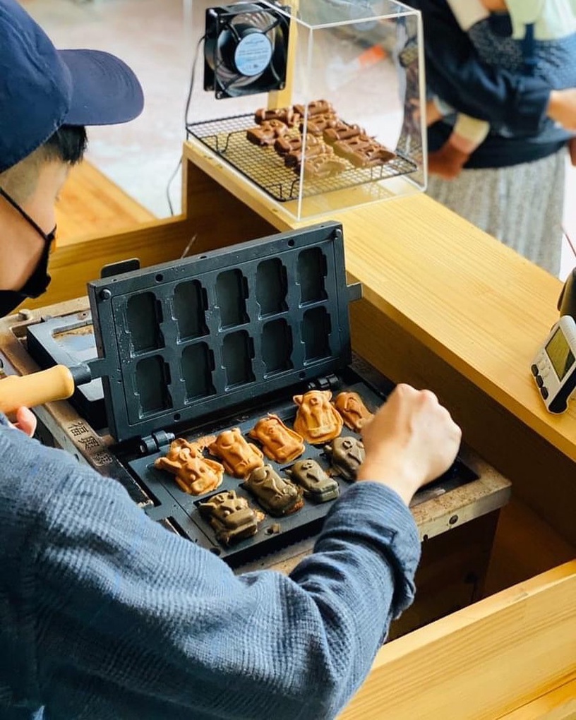 能吃的摩艾石像!摩艾石像造型美食推薦:造型冰磚、摩艾石像雞蛋糕,萌到無從下口