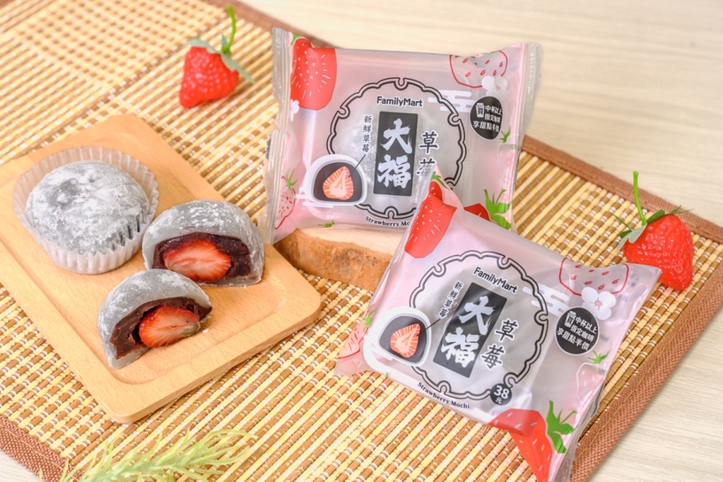 草莓控搶吃!全家草莓季登場「草莓優格霜淇淋」回歸、草莓泡芙&大福必吃再享半價優惠