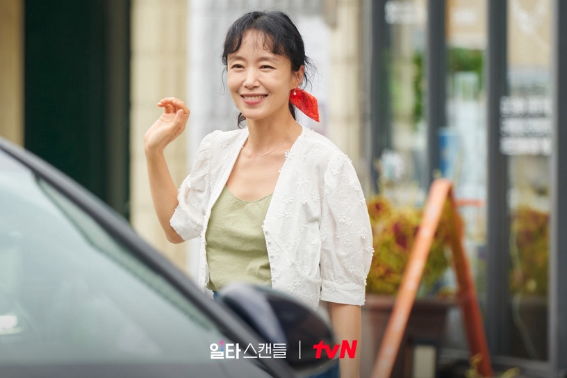近期Netflix影集積分TOP9!《星漢》第六,南宮珉2部舊劇上榜,這部超《黑暗榮耀》奪冠