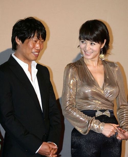「不被祝福」韓星情侶!李昇基&李多寅結婚被罵翻,鄭敬淏&秀英也曾挨批,她大談不倫戀