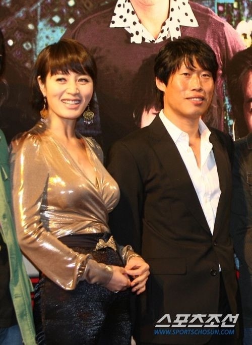 「不被祝福」韓星情侶!李昇基&李多寅結婚被罵翻,鄭敬淏&秀英也曾挨批,她大談不倫戀