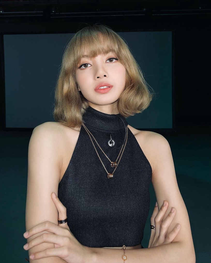 Blackpink Lisa從小美到大舊照合輯!龐大IG粉絲數獲金氏世界紀錄,吃不胖體質靠這招