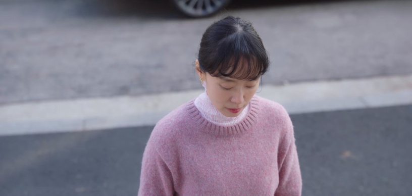 《浪漫速成班》6個感情彩蛋細節!行善「紅衣服」暗示兩人進展,2次「車上對話」藏呼應