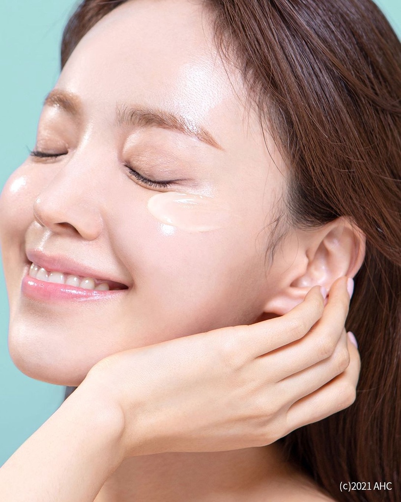 眼周細紋、黑眼圈超顯老?常見眼周問題一次詳解,加碼2023口碑「眼部精華、眼霜」推薦
