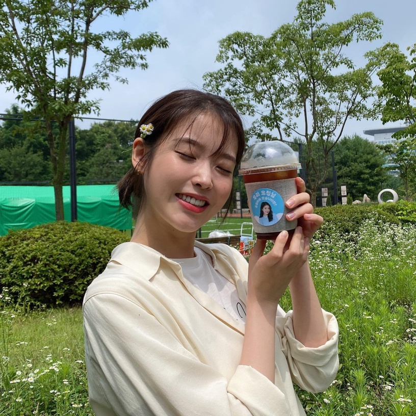 IU李知恩6大人生智慧:「要是我不打起精神的話,誰都不會為我的人生負責啊!」