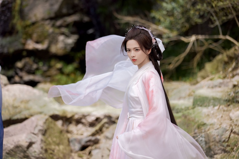 網評「最高顏值95後女星」TOP10!趙露思沒有前五,楊超越第六,周也第三,冠軍是真美