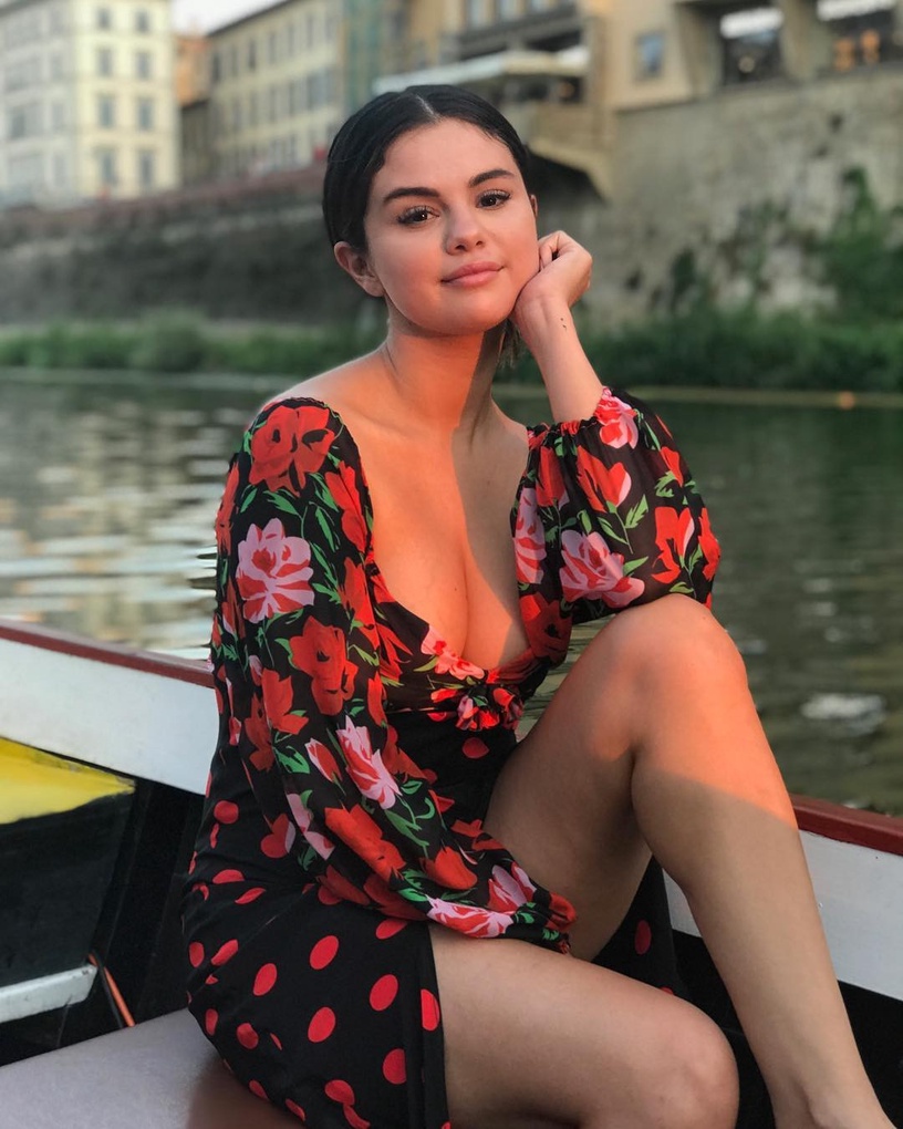 「我不會為了追求美,讓自己變得不健康。」Selena 被批像「烏蘇拉」,高情商回應酸民