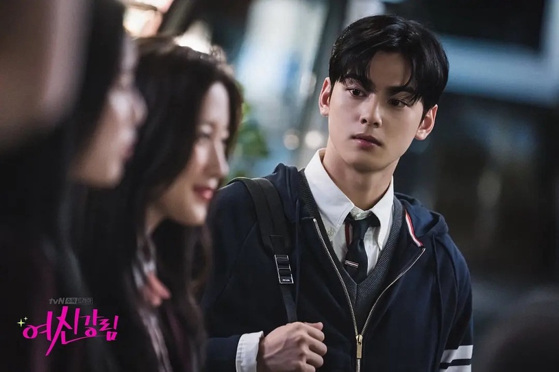 Netflix掀「舊劇逆襲」潮!《哲仁王后》&《女神降臨》空降三四名,這部陸劇竟霸榜整月