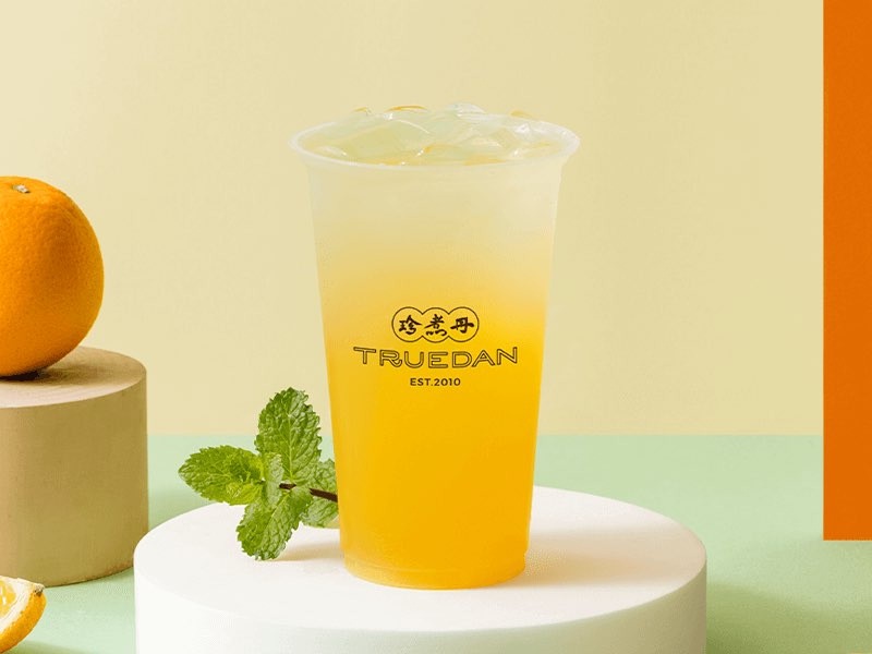 10間手搖「柳橙飲品」推薦!萬波xHUMAN MADE春橙綠茶、迷客夏柳丁綠茶,這杯網友推爆