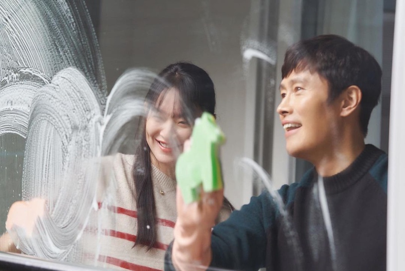「我愛你,沒有什麼目的,只是愛你。」三毛寫給女人的15句愛情語錄,心酸卻真實。