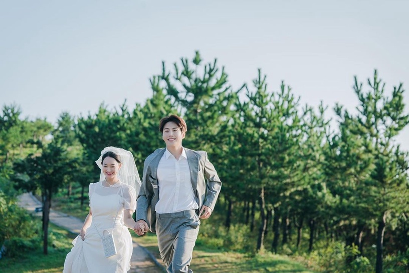 「我愛你,沒有什麼目的,只是愛你。」三毛寫給女人的15句愛情語錄,心酸卻真實。