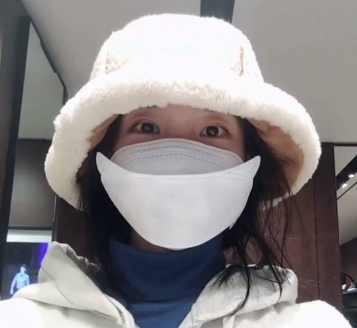 全智賢臉太小被口罩淹沒!「臉超小」韓星,韓韶禧臉跟小孩一樣大,她臉小到演小學生