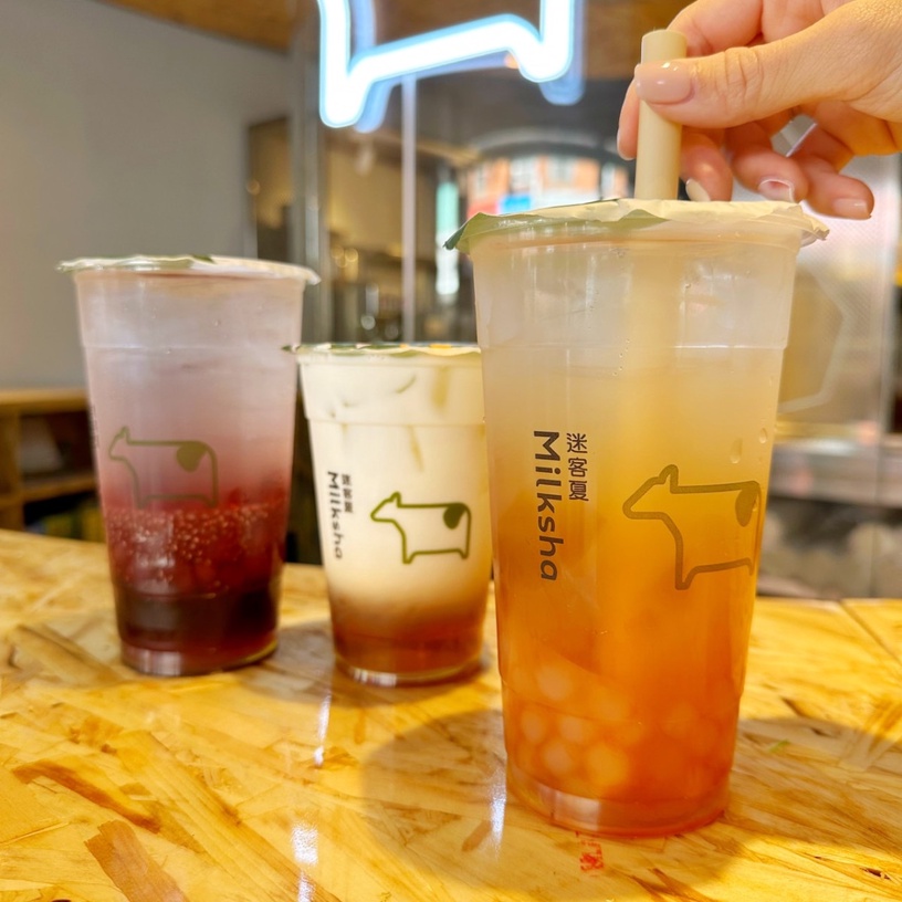 迷客夏必喝新品!迷客夏「蜂蜜飲」3款登場,Q彈白玉、脆啵啵球,新加料奇亞籽來了