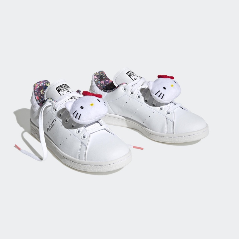 adidasxHello Kitty 聯名球鞋登場!不只超萌凱蒂貓大頭,連鞋墊都有滿版 Kitty 印花
