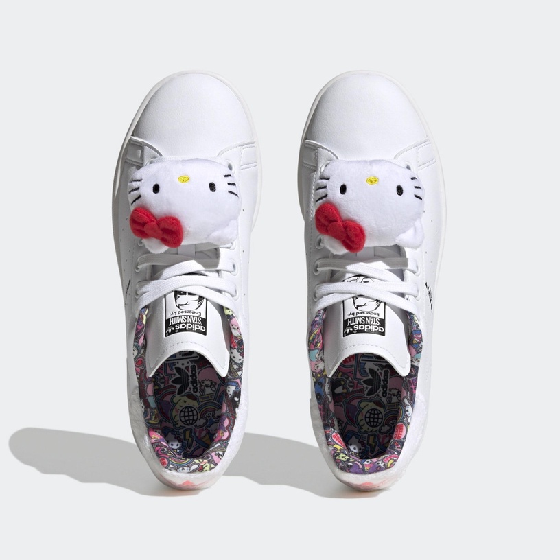adidasxHello Kitty 聯名球鞋登場!不只超萌凱蒂貓大頭,連鞋墊都有滿版 Kitty 印花