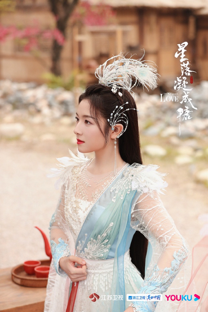 古裝仙俠劇10位女星「大婚造型」!楊超越魅惑,熱巴明豔,楊冪仙氣,劉亦菲卻醜得嚇人