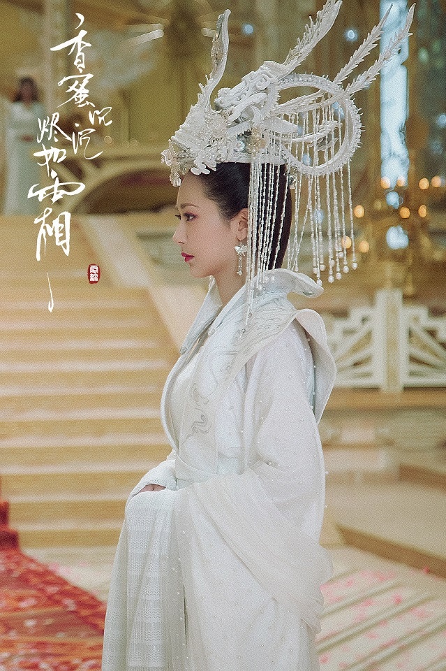 古裝仙俠劇10位女星「大婚造型」!楊超越魅惑,熱巴明豔,楊冪仙氣,劉亦菲卻醜得嚇人