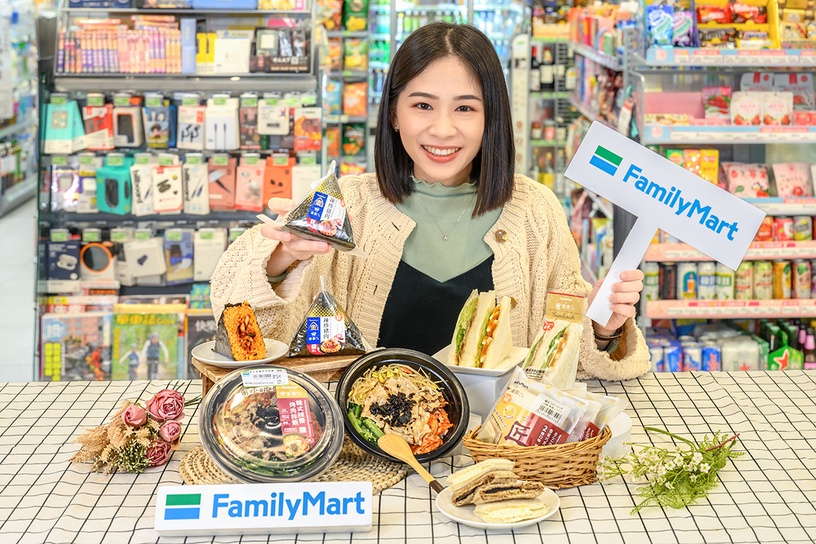 全家輕食新選擇!「全家X金家ㄟ」全新韓式拌飯、燒肉三明治,加碼抽台北首爾來回機票