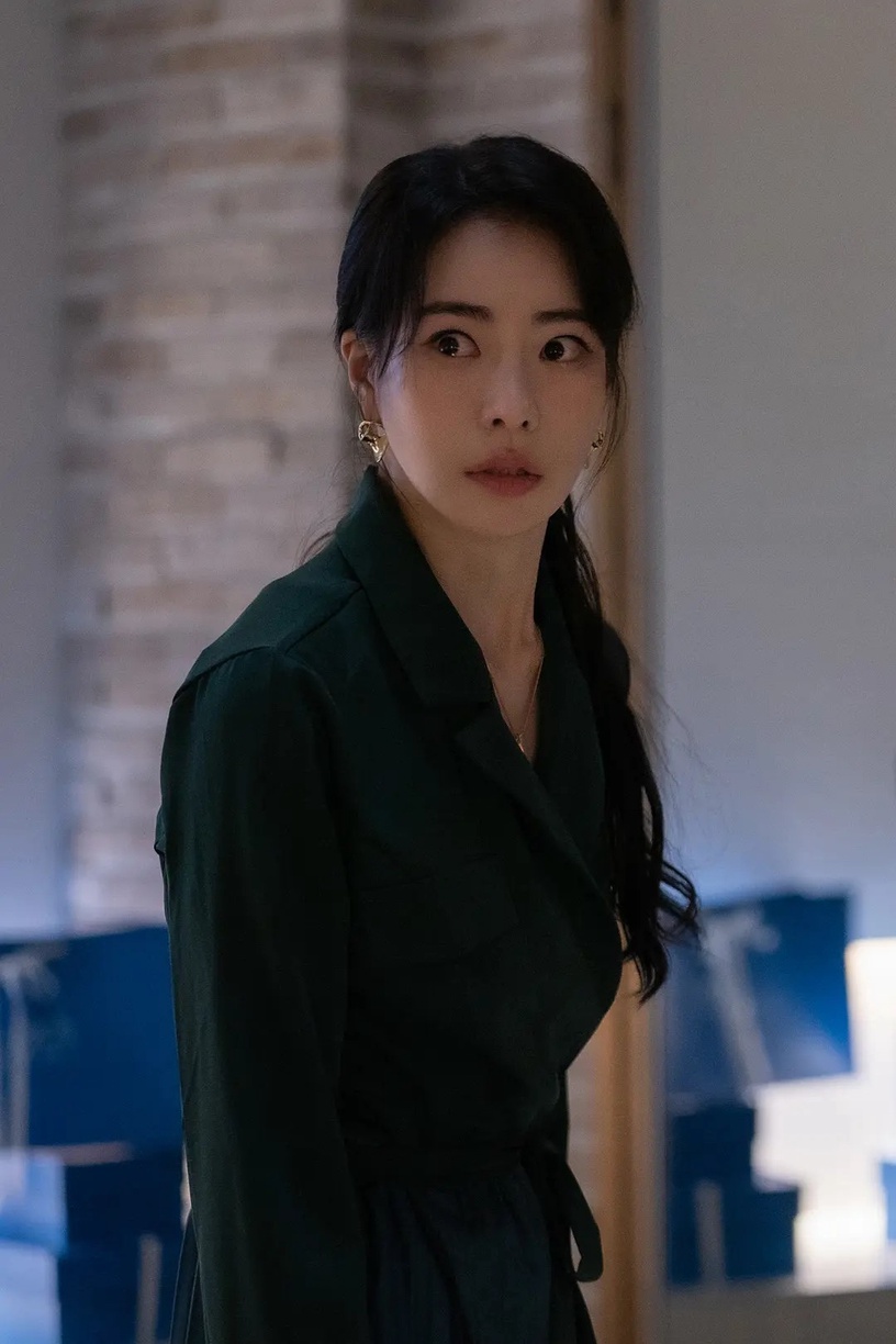 《黑暗榮耀2》劇情隱藏彩蛋!涎鎮媽名字藏伏筆,宰雋愛狗是共情,結局烏雲竟有這含義