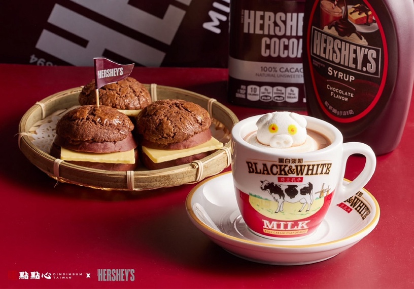 巧克力控必吃!「點點心XHershey's」聯名:豬古力三小菠蘿油、豬古力漂浮熱可可太萌