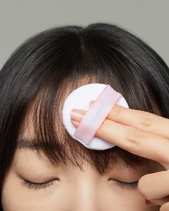 蜜粉5大隱藏用法!乾洗刷具、蓬鬆髮根超方便,加碼附上2023「口碑蜜粉新品」推薦