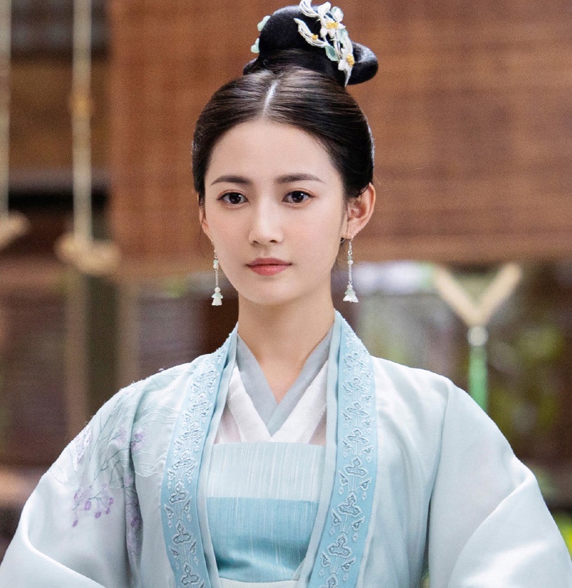 9位「演技拖垮顏值」陸劇女星!楊穎瞪眼,周也五官亂飛,楊超越&娜扎是「毀容式演技」