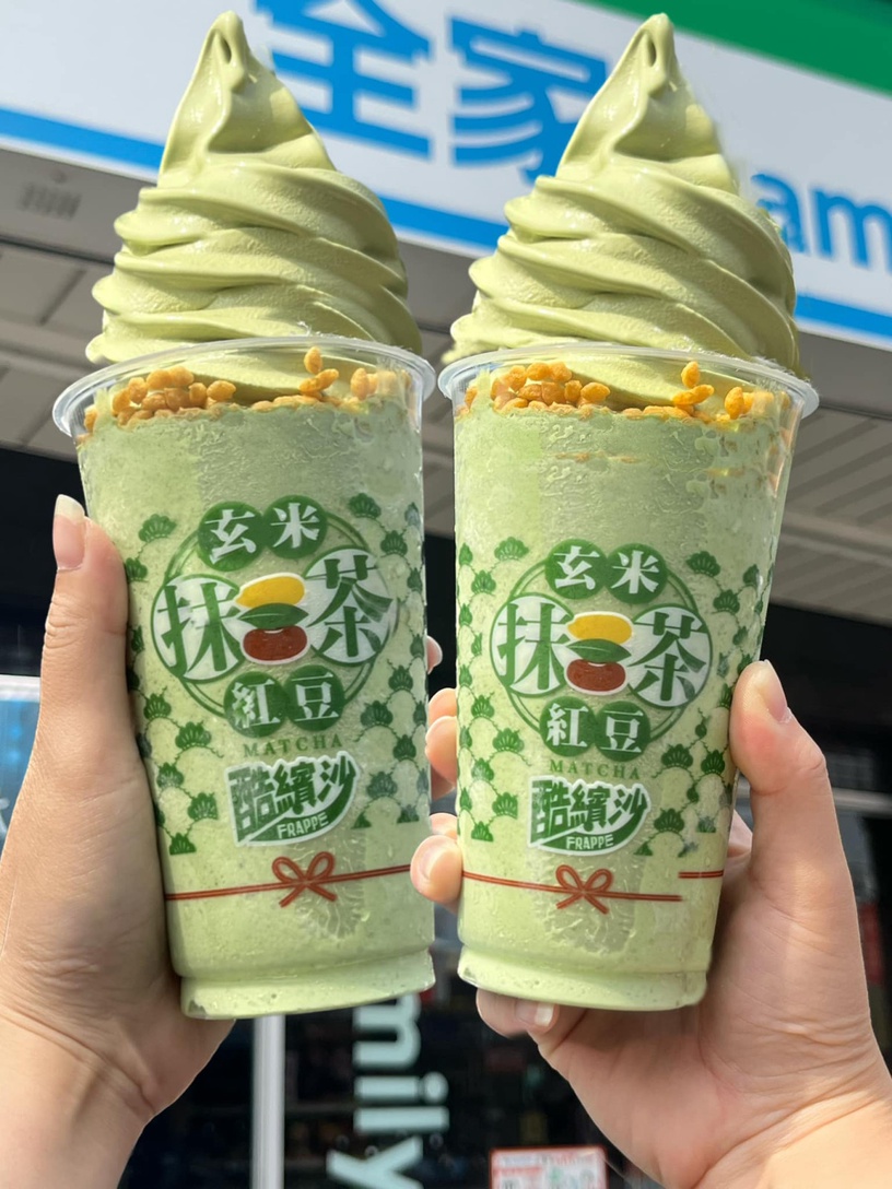 10間抹茶甜點推薦!全家抹茶霜淇淋、甜甜圈抹茶蛋糕必吃,超人氣抹茶百匯在「這家」