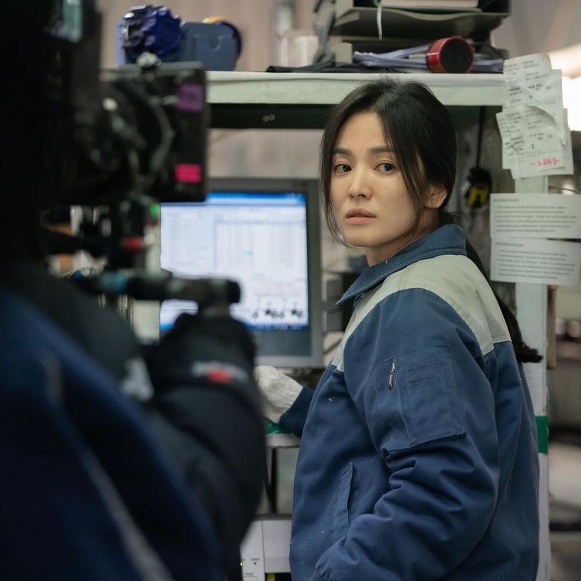 《黑暗榮耀2》戲外趣事!林智妍爸媽也入戲喊「涎鎮啊」,李蓑羅想演「他」勾引宋慧喬