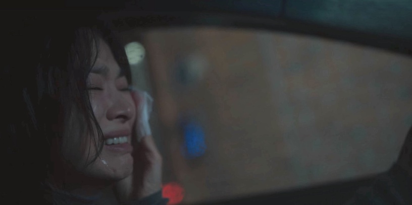 網評《黑暗榮耀》宋慧喬「演技最好」場面!坐在車裡痛哭太驚艷,和媽媽的對手戲網封神