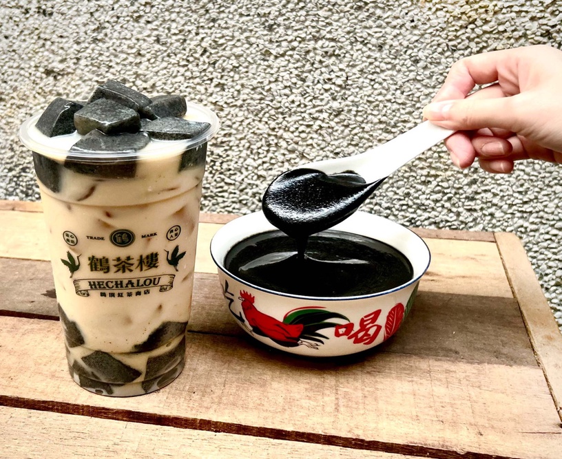 星巴克買一送一!星巴克咖啡飲品限時買一送一、第二杯半價,鶴茶樓也推第二杯半價!