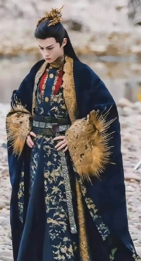 網評10位古裝男神「儀態天花板」！陳曉、羅雲熙儀態一絕，吳磊霸氣挺拔，王鶴棣很意外 - BEAUTY美人圈